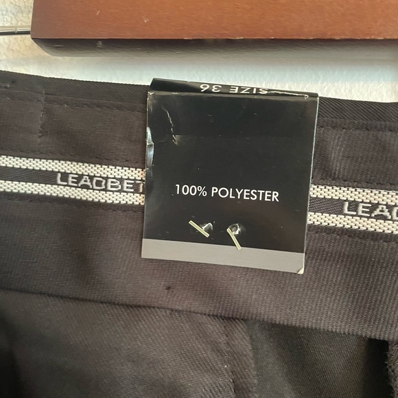 New Men’s JoS. A. Bank Leadbetter Tailored Fit Dress Shorts Size 36 
Color Black - Picture 3 of 9